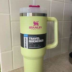 Stanley 40oz quencher
